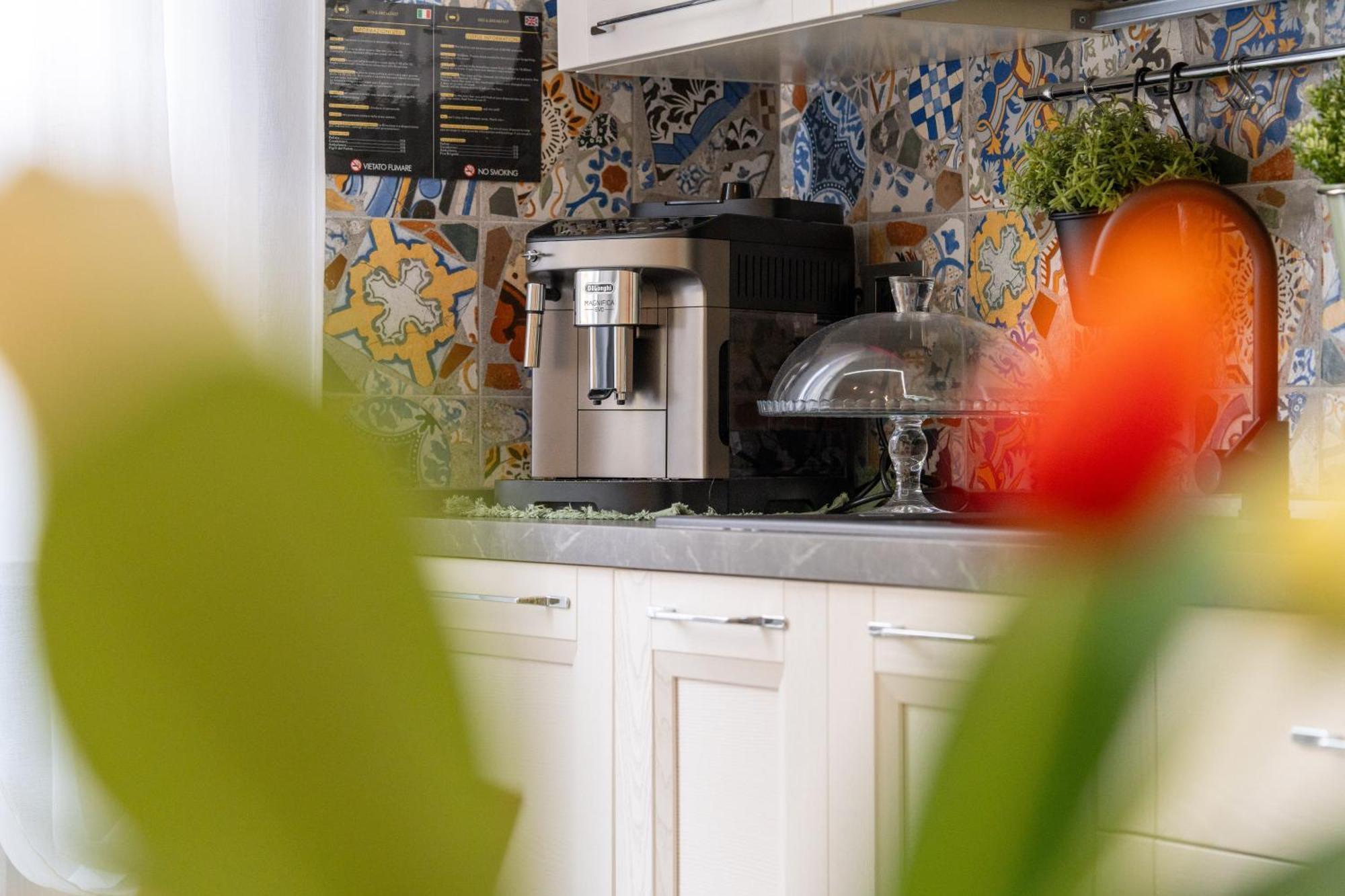 Suites Matteotti 57 Чивитавекия Екстериор снимка