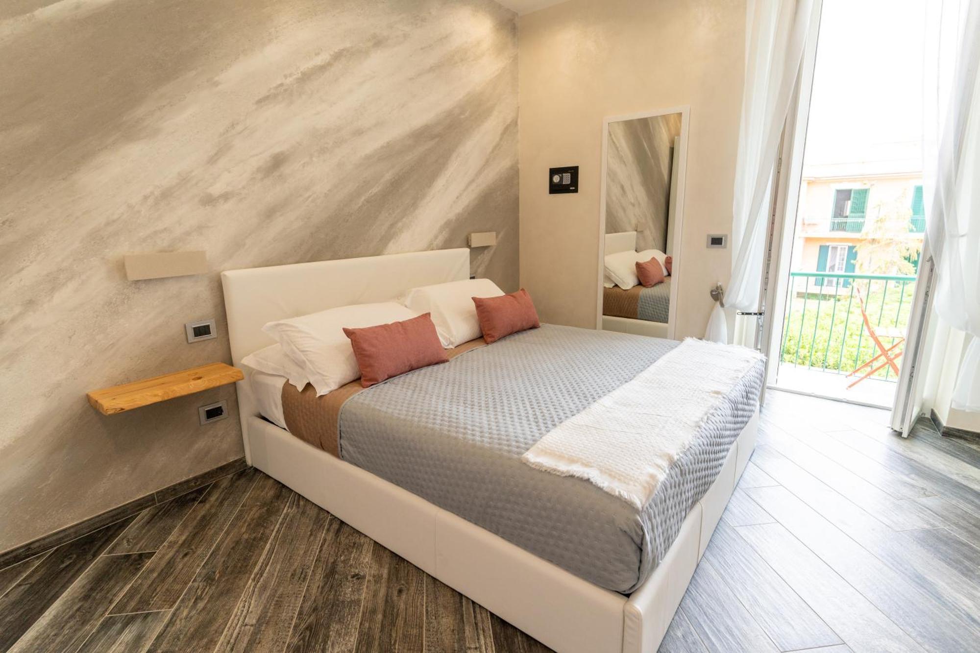 Suites Matteotti 57 Чивитавекия Екстериор снимка