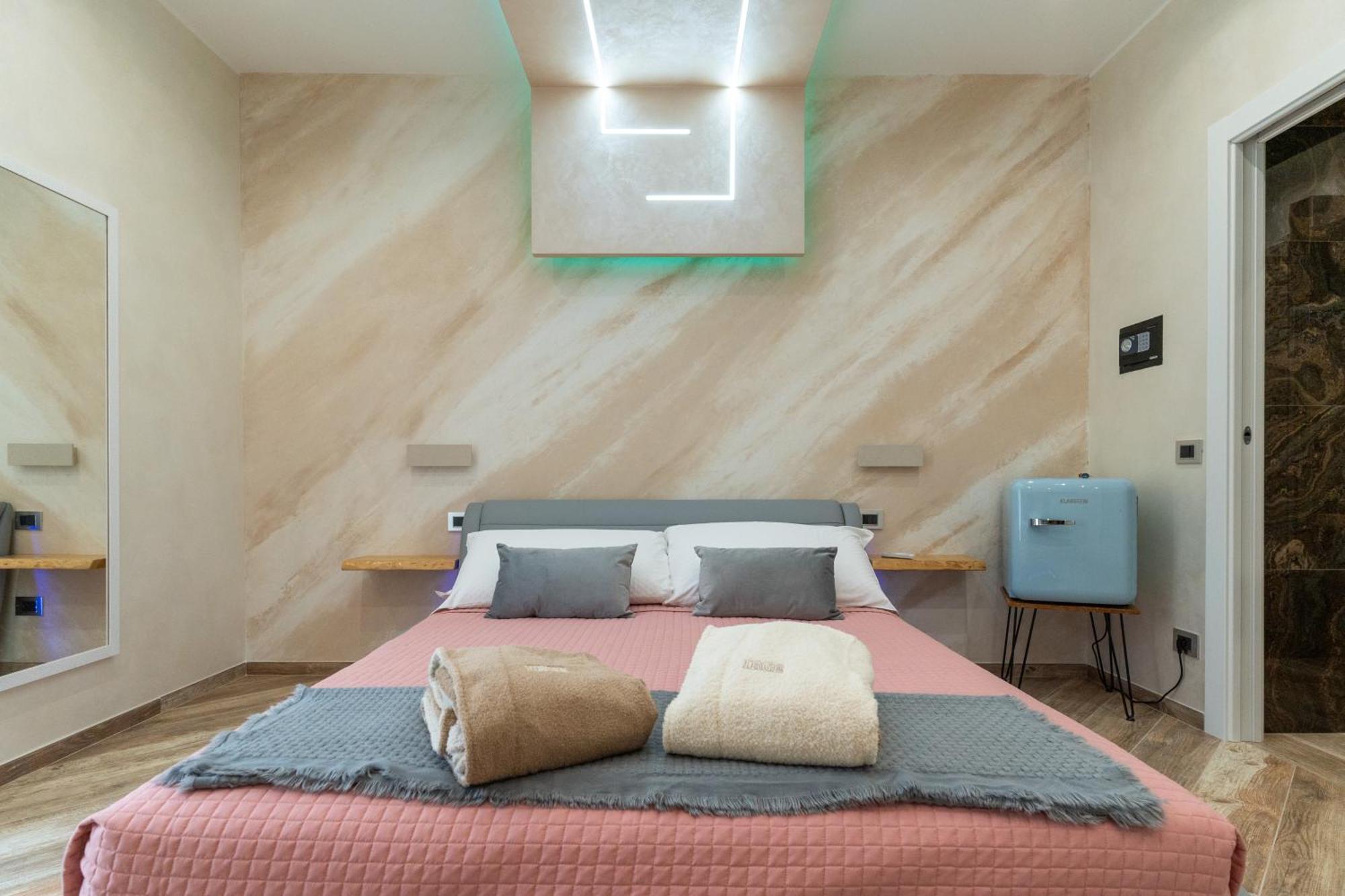 Suites Matteotti 57 Чивитавекия Екстериор снимка