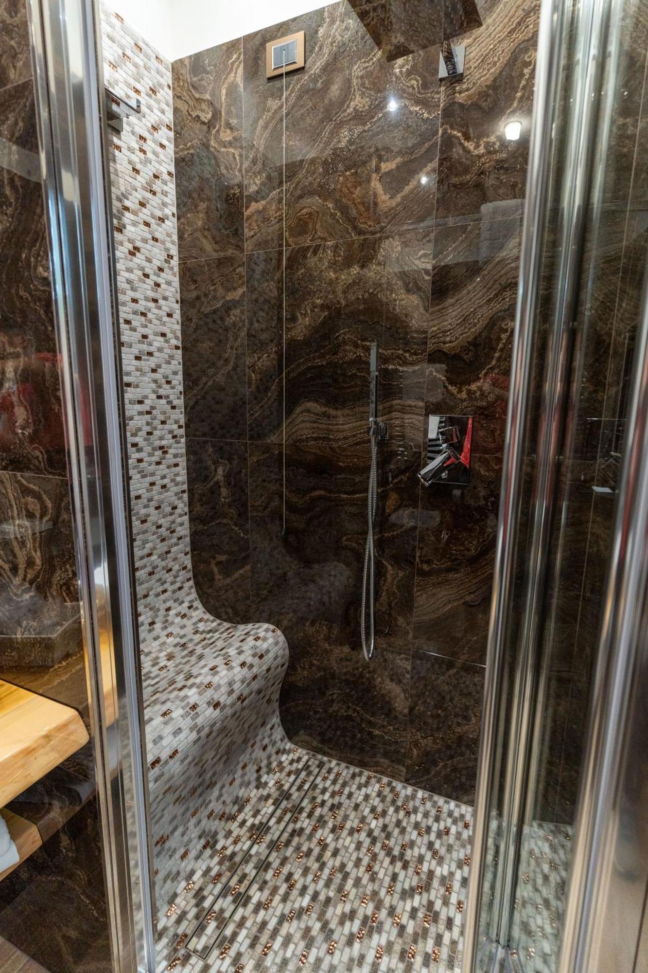 Suites Matteotti 57 Чивитавекия Екстериор снимка
